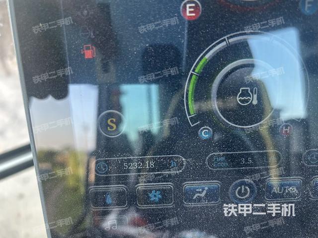 小时表(驾驶室部分) 小时表(驾驶室部分)