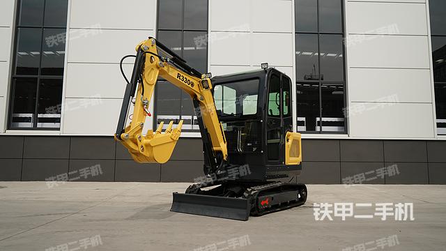 山東立派R330CC挖掘機(jī)