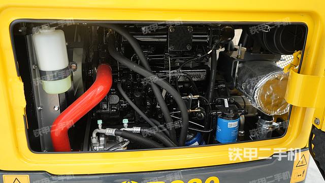 發(fā)動機整體俯視（整機外觀）