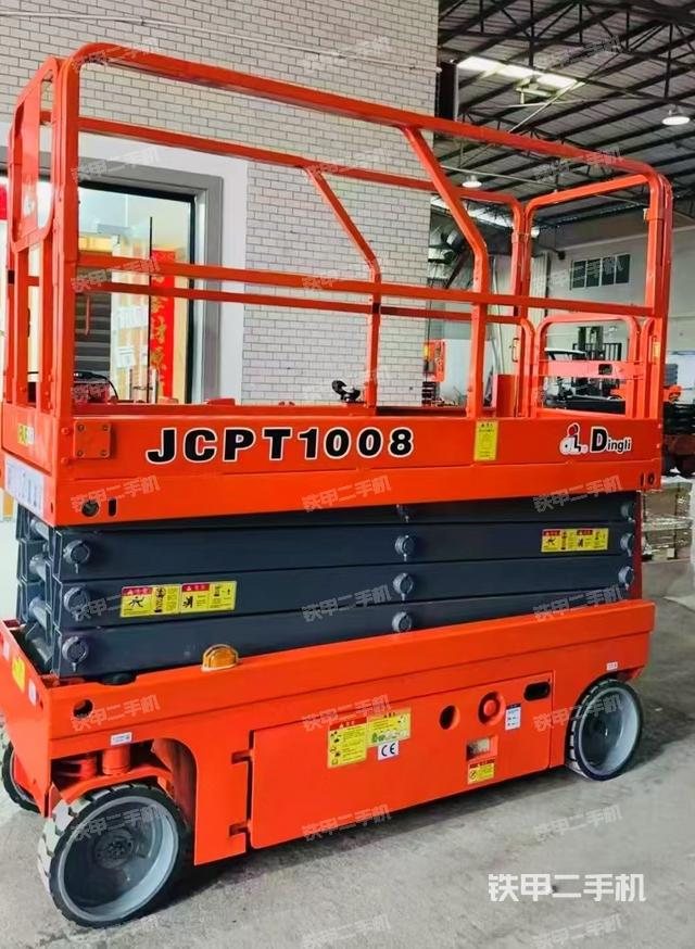 整機(jī)左側(cè)(設(shè)備外觀及核心部件) 整機(jī)左側(cè)(設(shè)備外觀及核心部件)