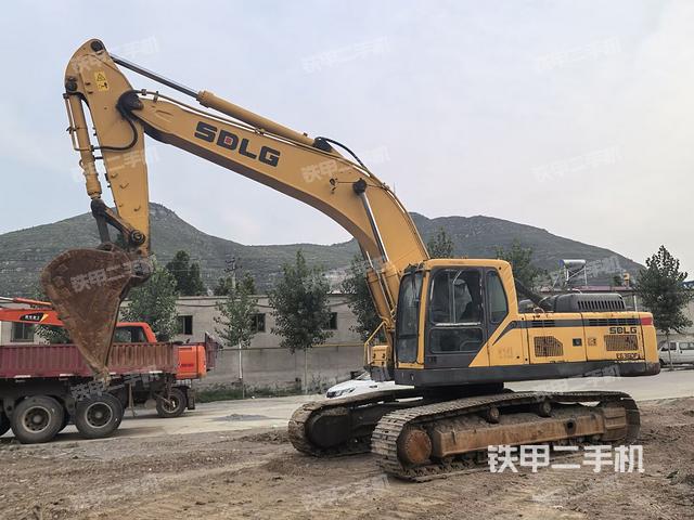 山東臨工LG6360E挖掘機