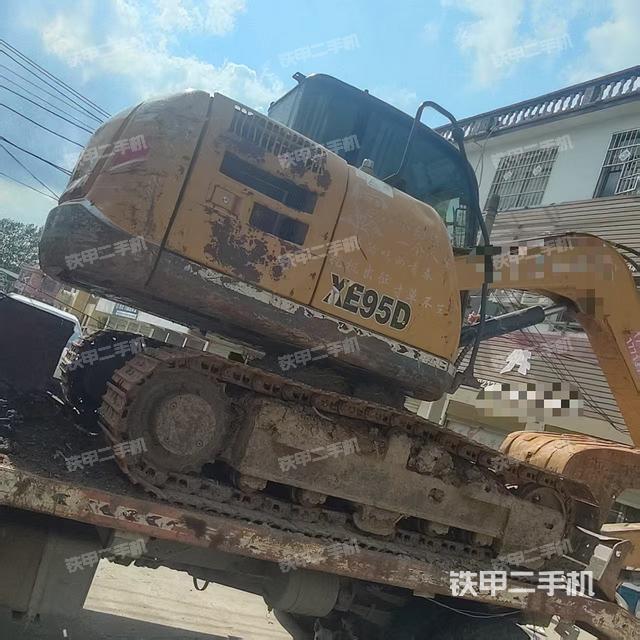 整機(jī)右后45°(整機(jī)外觀) 整機(jī)右后45°(整機(jī)外觀)