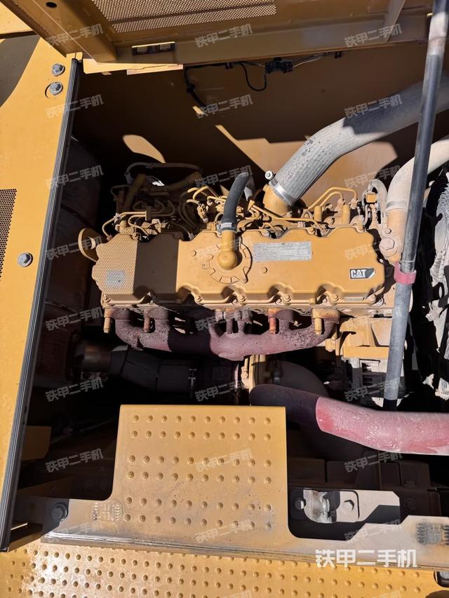 氣門室蓋螺絲特寫（上車部件）