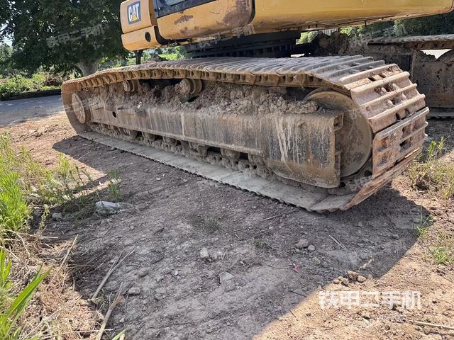 左側(cè)履帶整體?（行走機構(gòu)）