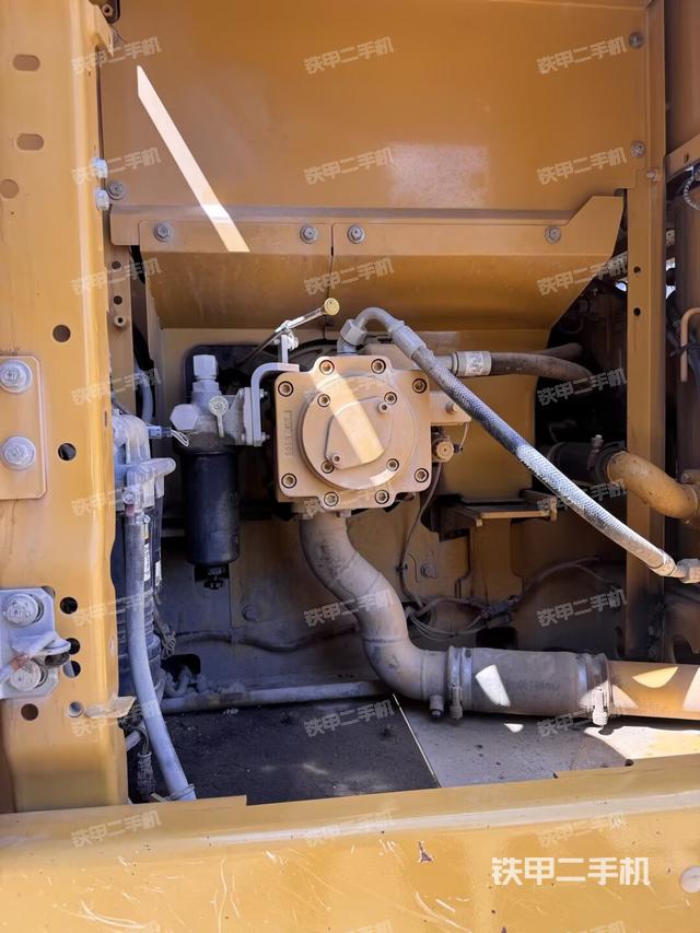 液壓泵室（大件艙室）