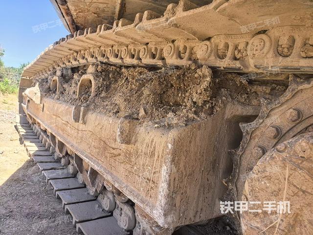 左导向轮(行走机构) 左导向轮(行走机构)