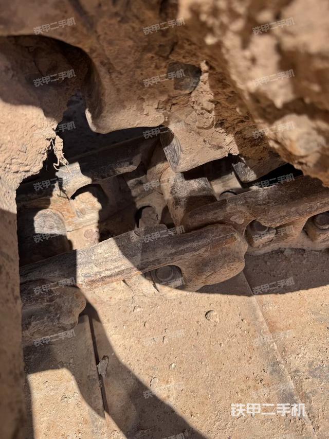 左導(dǎo)向輪（行走機構(gòu)）