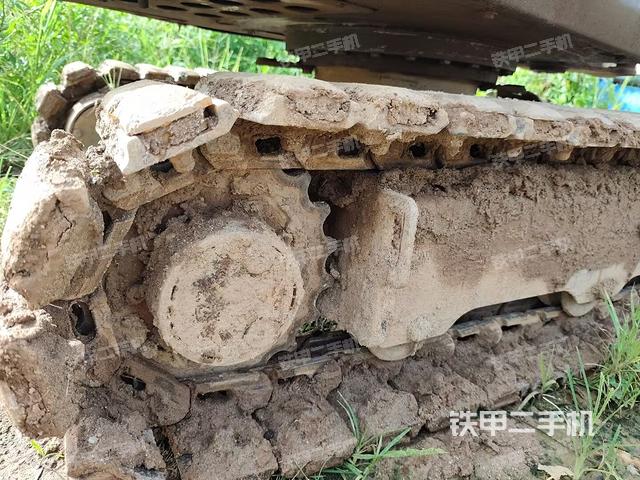 左驱动轮(行走机构) 左驱动轮(行走机构)