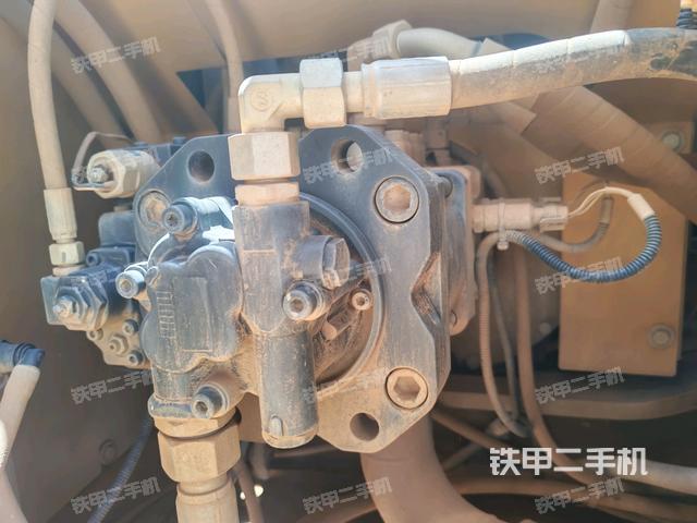液压泵斜45 左(大件舱室) 液压泵斜45 左(大件舱室)
