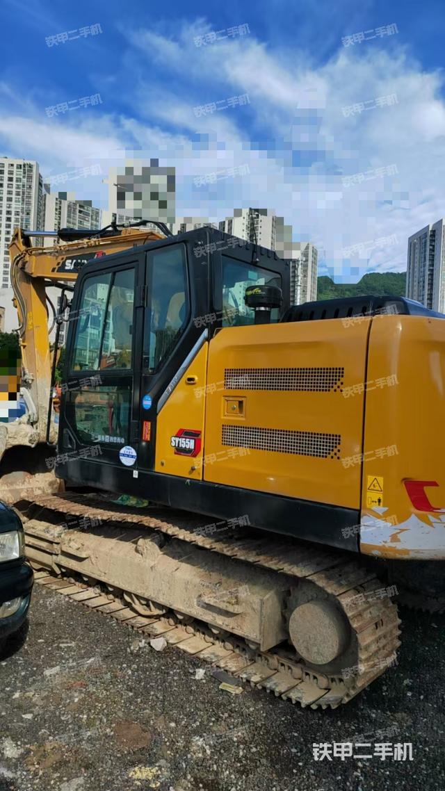 三一重工SY135C(國四)挖掘機(jī)