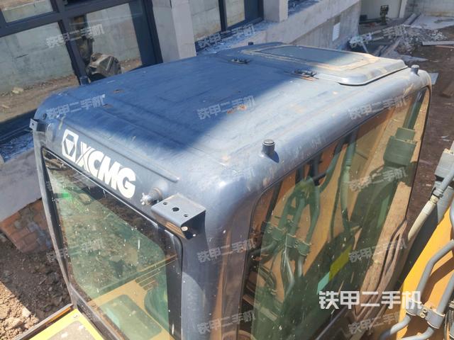 驾驶室顶部俯视(上车部件) 驾驶室顶部俯视(上车部件)