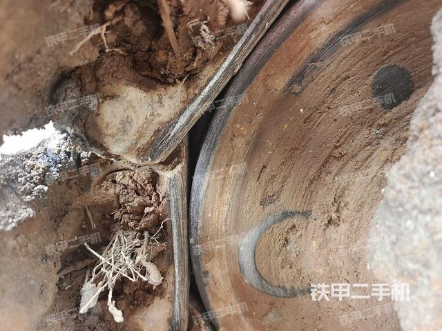 左驱动轮(行走机构) 左驱动轮(行走机构)