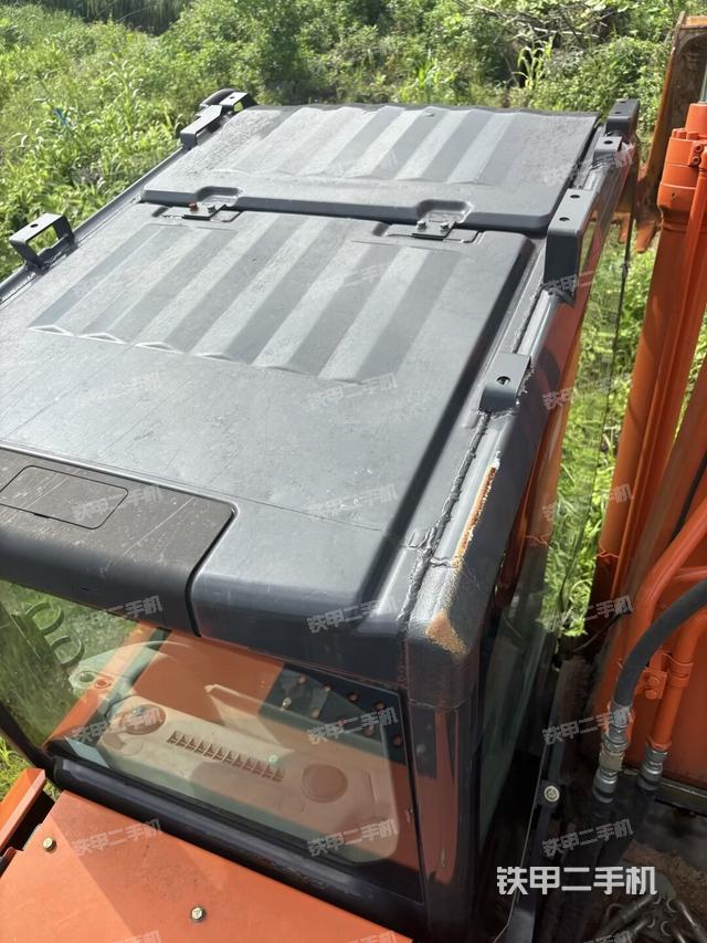 水箱+风扇特写(上车部件) 水箱+风扇特写(上车部件)