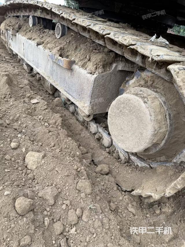 單側履帶整體（整機外觀）