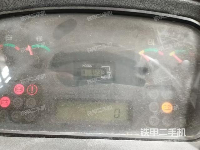 駕駛室正側（駕駛室部分）