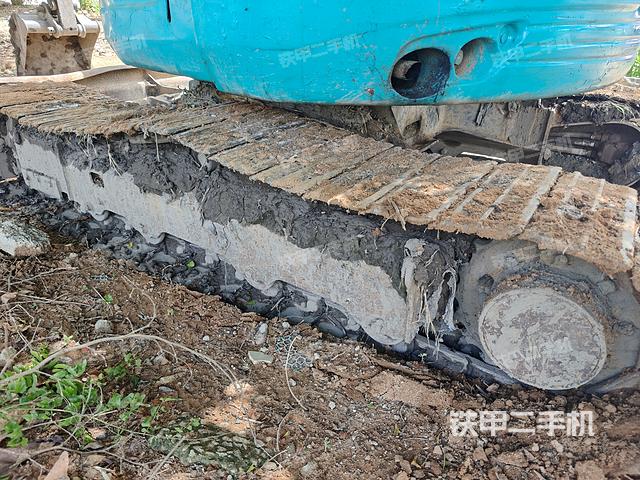 单侧履带整体（整机外观）