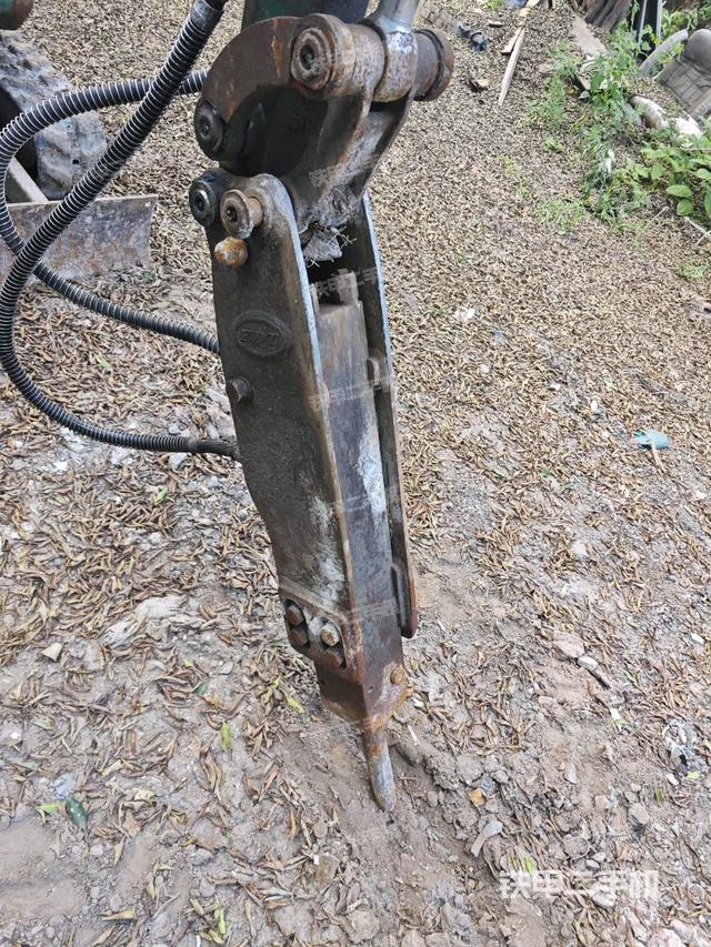 鏟斗45度（工作和回轉(zhuǎn)裝置）