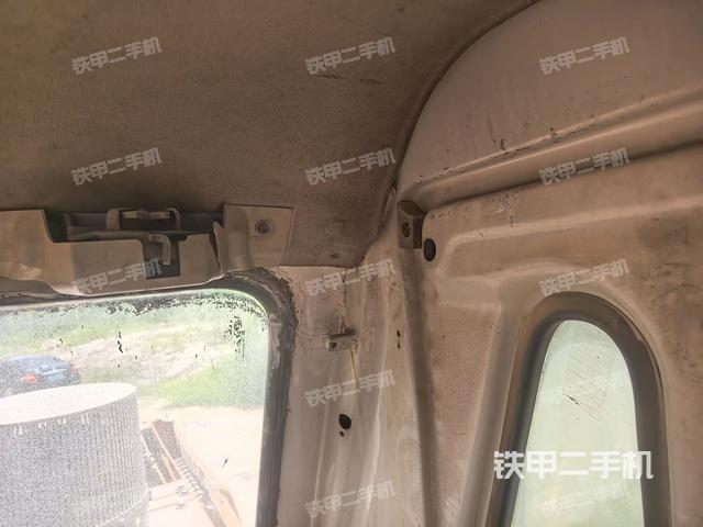 后窗玻璃角标(驾驶室部分) 后窗玻璃角标(驾驶室部分)