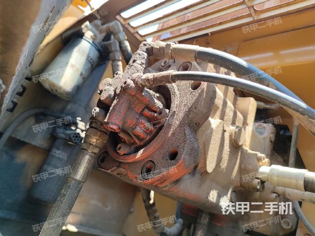 液压泵斜45 右(大件舱室) 液压泵斜45 右(大件舱室)