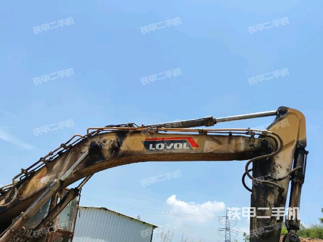 大臂整体 右侧(工作和回转装置) 大臂整体 右侧(工作和回转装置)