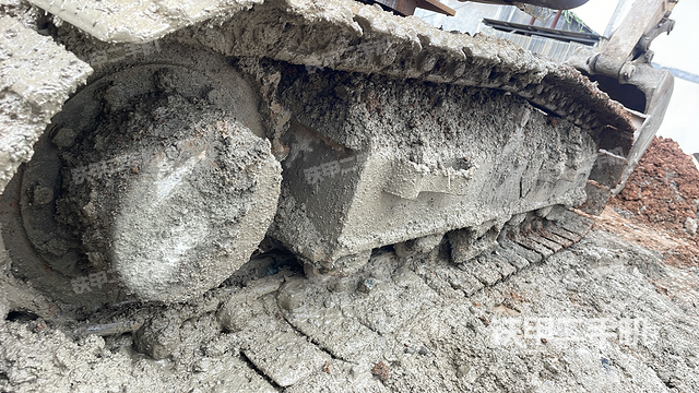 单侧履带整体（整机外观）