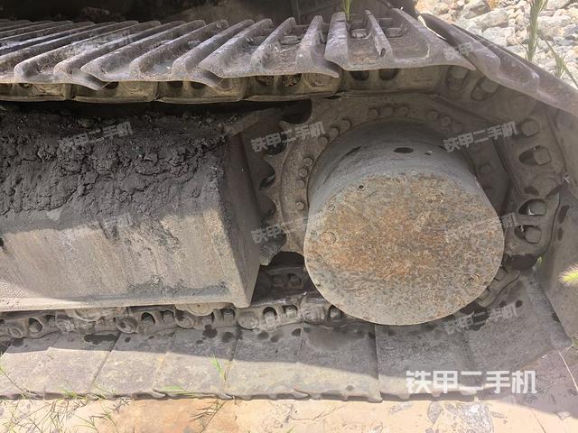左驱动轮(行走机构) 左驱动轮(行走机构)