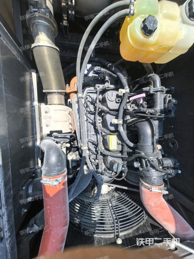 發(fā)動機整體俯視（整機外觀）