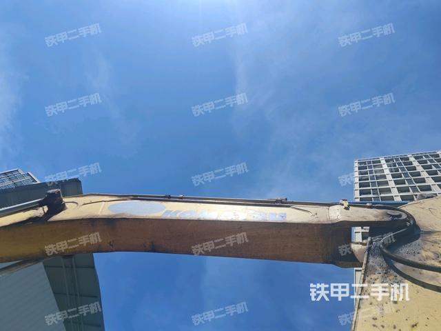 大臂整体 右侧(工作和回转装置) 大臂整体 右侧(工作和回转装置)