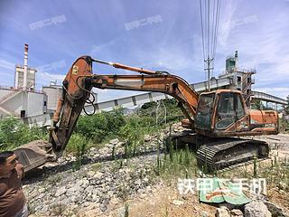 斗山DH215-7挖掘机实拍图片