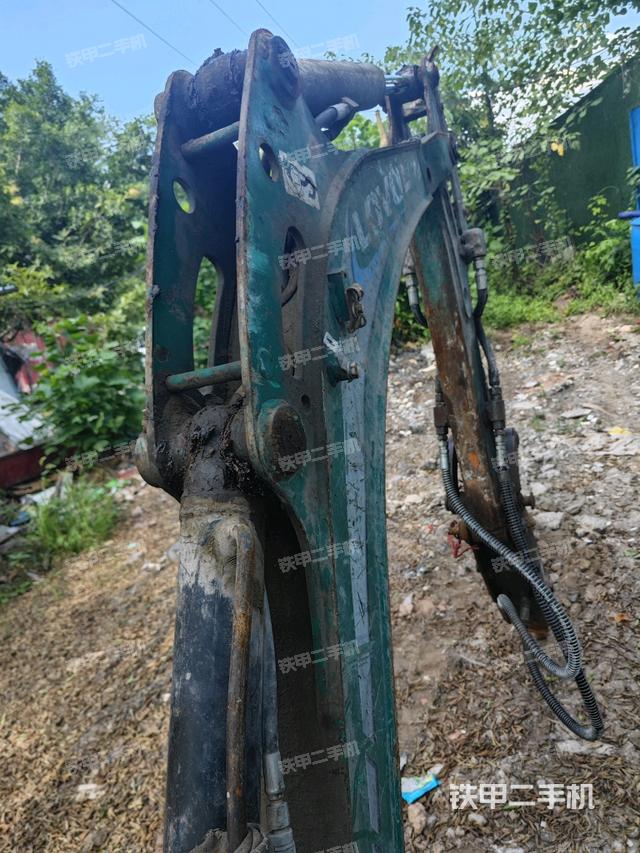 大臂背部俯視（工作和回轉(zhuǎn)裝置）