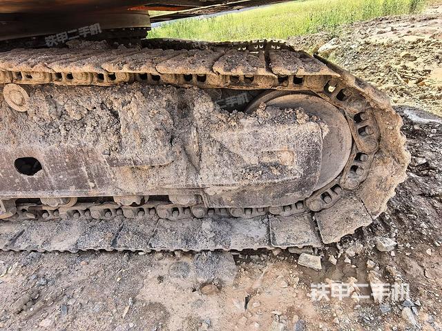 右侧行走马达盖板(行走机构) 右侧行走马达盖板(行走机构)