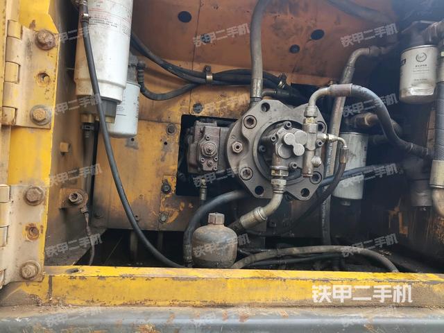 液压泵斜45 右(大件舱室) 液压泵斜45 右(大件舱室)
