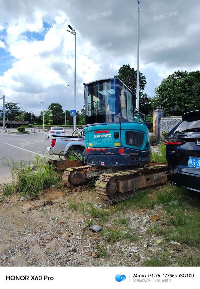 整机右后45°（整机外观）