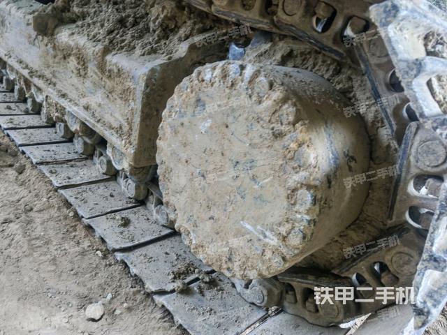 右驱动轮(行走机构) 右驱动轮(行走机构)