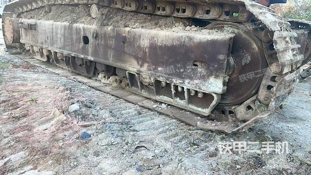 单侧履带整体（整机外观）