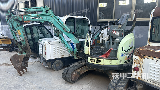 单侧履带整体（整机外观）