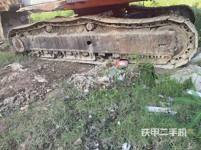 单侧履带整体（整机外观）