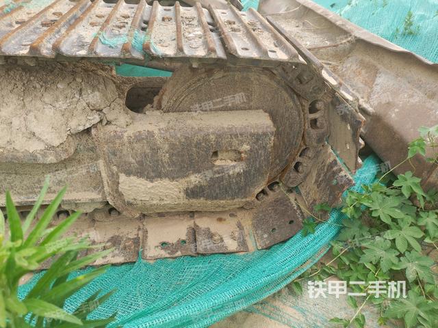 左驱动轮(行走机构) 左驱动轮(行走机构)
