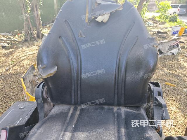 后窗玻璃角標(biāo)（駕駛室部分）