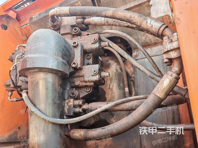 液壓泵室(大件艙室) 液壓泵室(大件艙室)