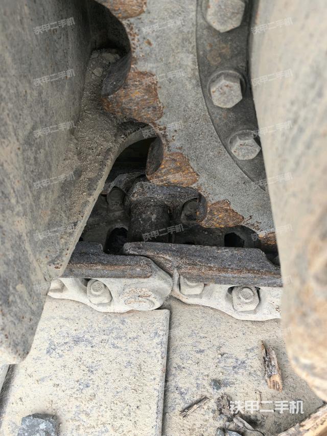 右側行走馬達蓋板(行走機構) 右側行走馬達蓋板(行走機構)