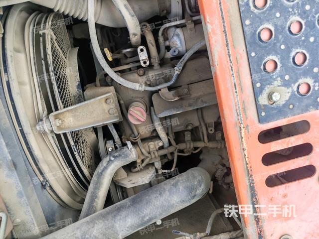 增压器特写(上车部件) 增压器特写(上车部件)