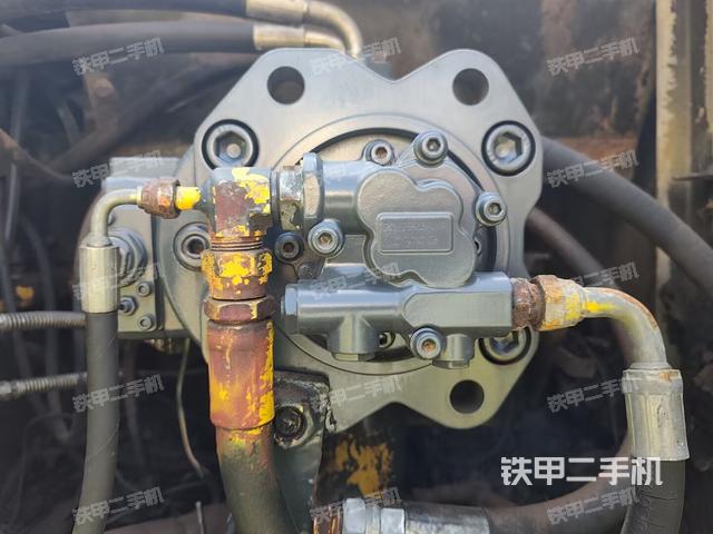 液压泵斜45 左(大件舱室) 液压泵斜45 左(大件舱室)