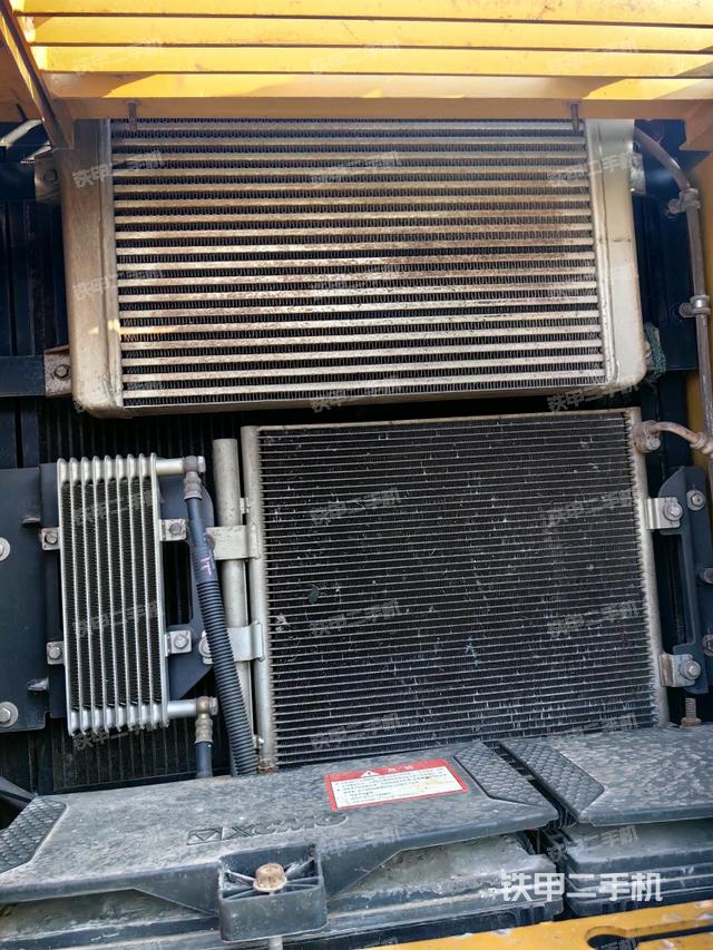 散热器正面（大件舱室）