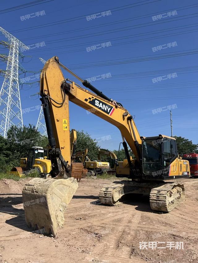 三一重工SY205C挖掘機(jī)