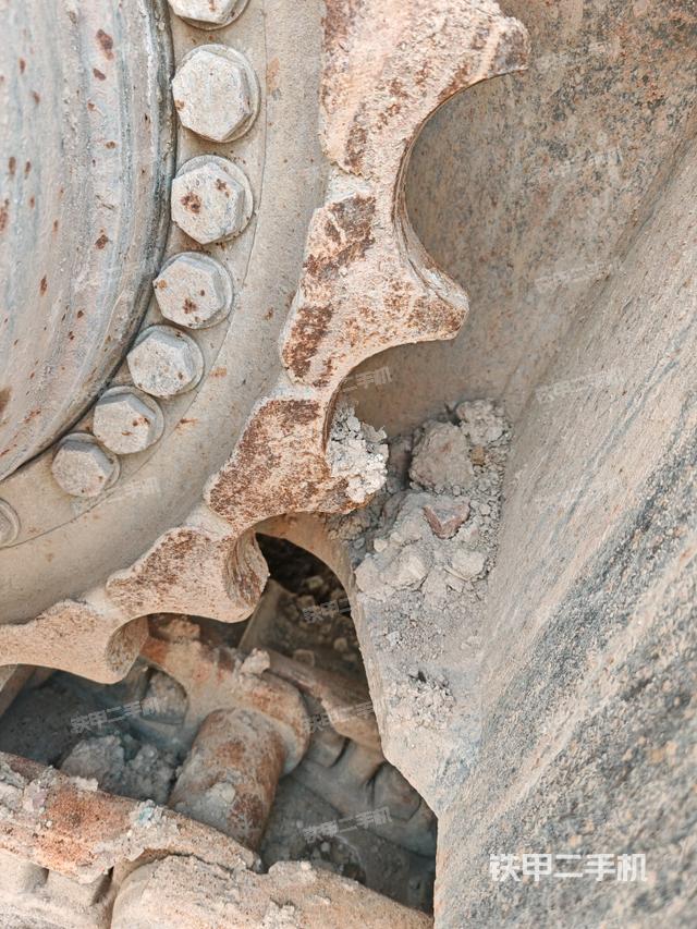 左驅(qū)動(dòng)輪(行走機(jī)構(gòu)) 左驅(qū)動(dòng)輪(行走機(jī)構(gòu))