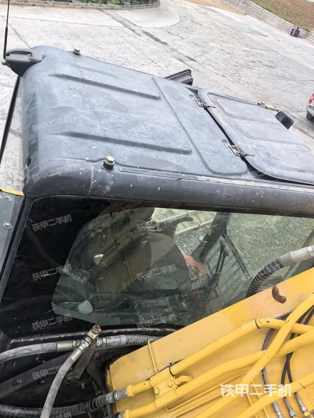 駕駛室頂部俯視(上車部件) 駕駛室頂部俯視(上車部件)