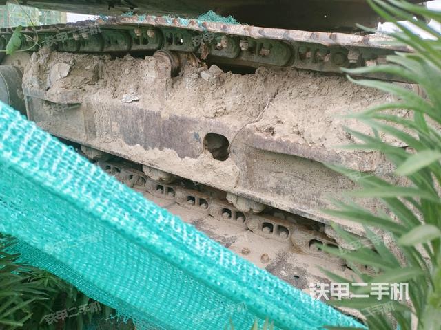 左侧行走马达盖板(行走机构) 左侧行走马达盖板(行走机构)