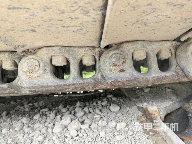 右側履帶整體(行走機構) 右側履帶整體(行走機構)