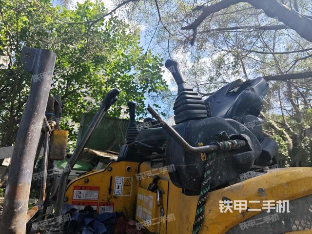 頂棚整體（駕駛室部分）